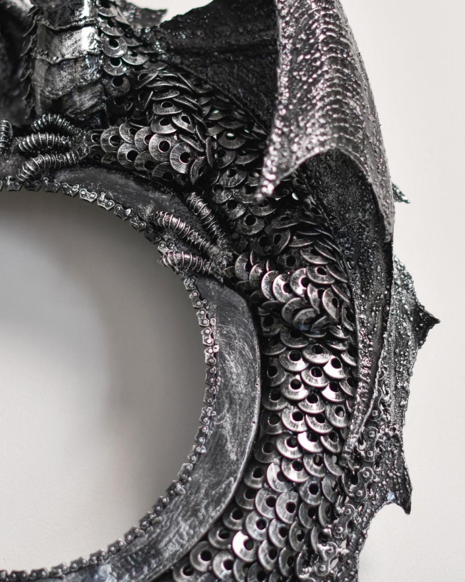 Close-Up of Frame for Stunning Wyvern Dragon Circular Interior Wall Mirror