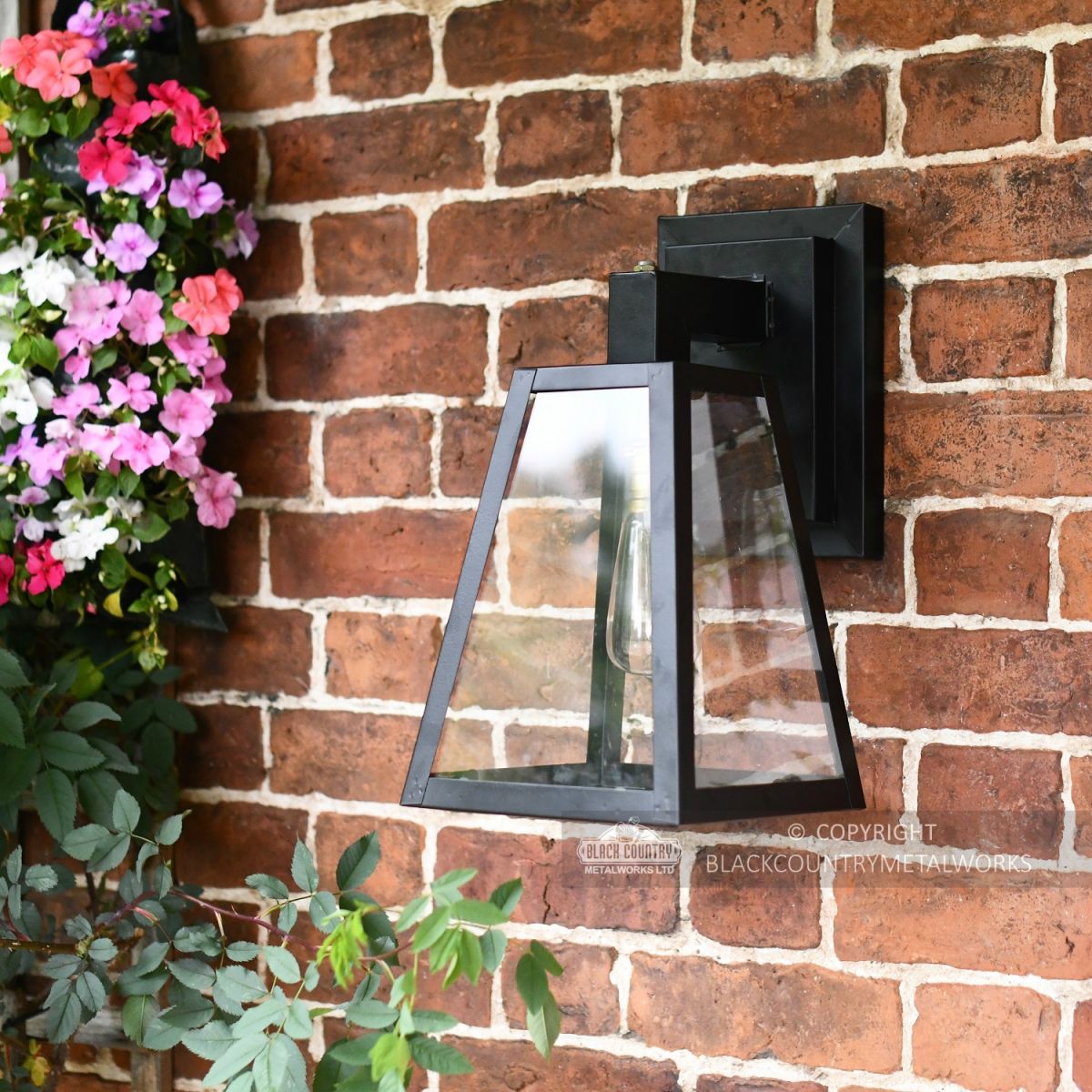 Suspended Wall Lantern With Contemporary Design