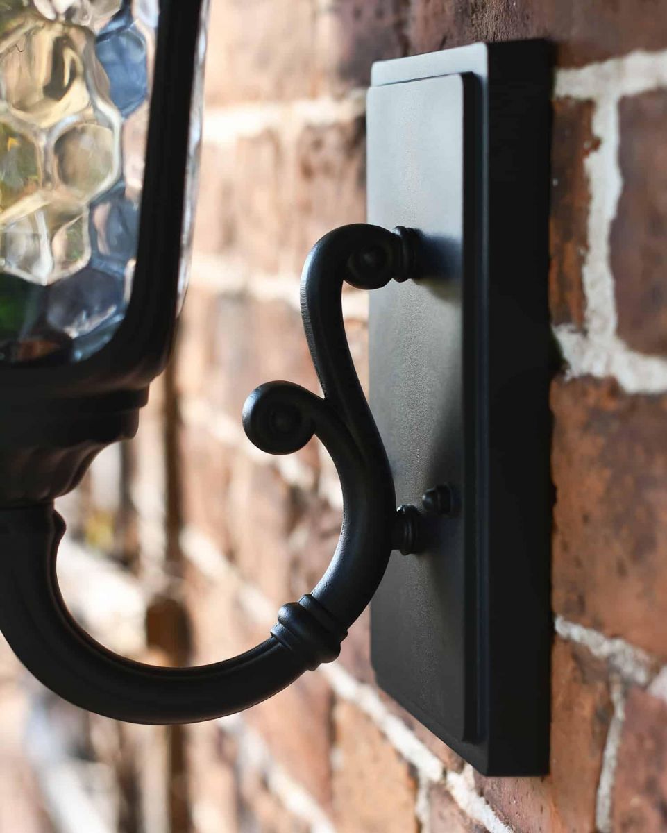 Close-Up of Backplate for Traditional Black Aluminium Ornate Victorian Lantern - 44cm