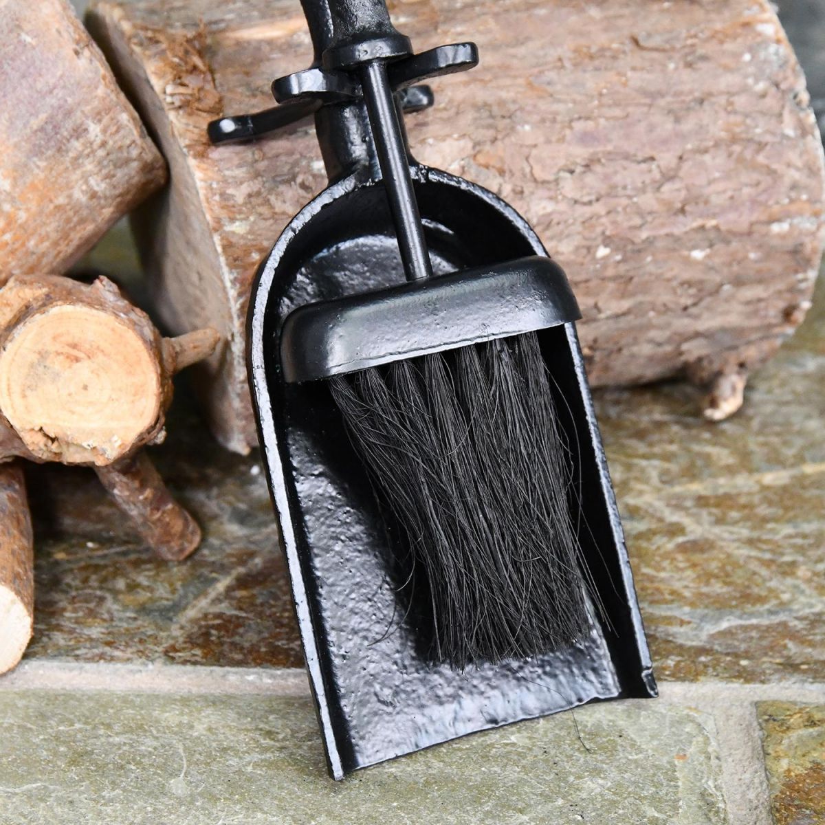 Close-up of the Ends of the Pan & Brush Set