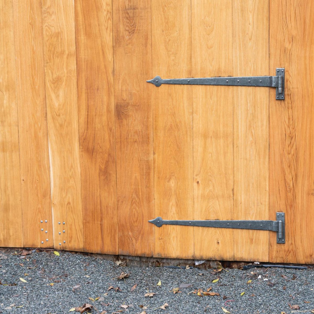35" Cranked Pewter Door Hinges in situ 