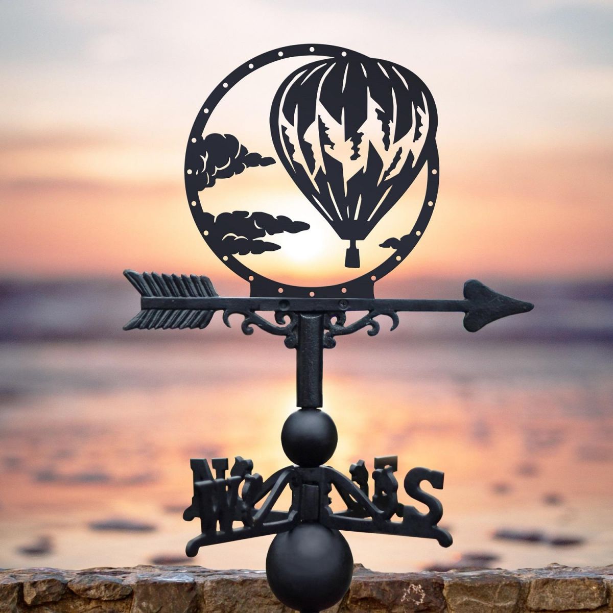 Weathervane with Hot Air Balloon Design 