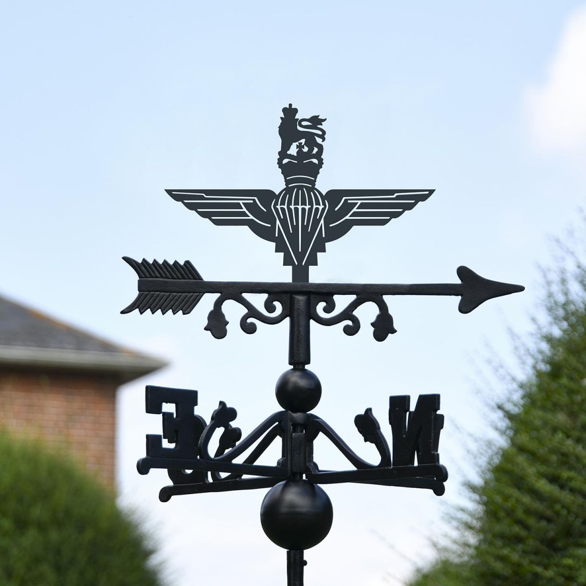 British Parachute Regiment Free Standing Weathervane Created From Iron