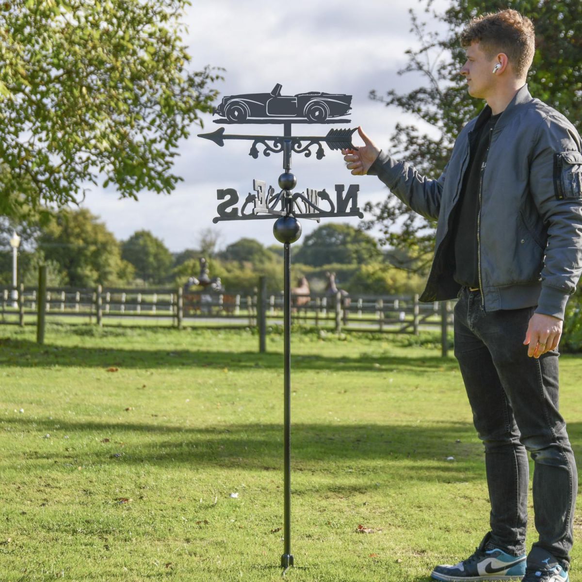 SP250 Daimler Free Standing Weathervane to Scale