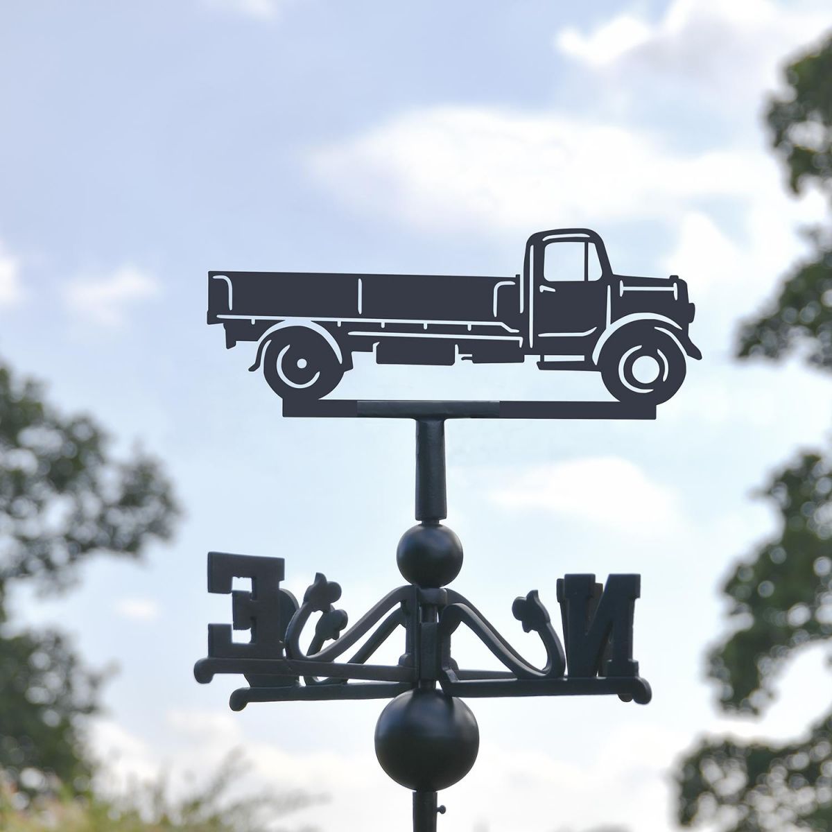 Bedford O Type Lorry Topper on the Weathervane