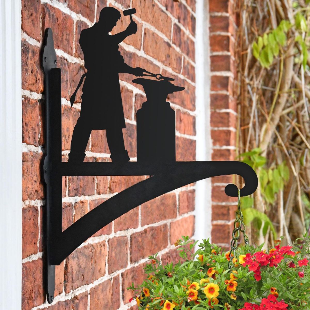 Blacksmith Hanging Basket Bracket 