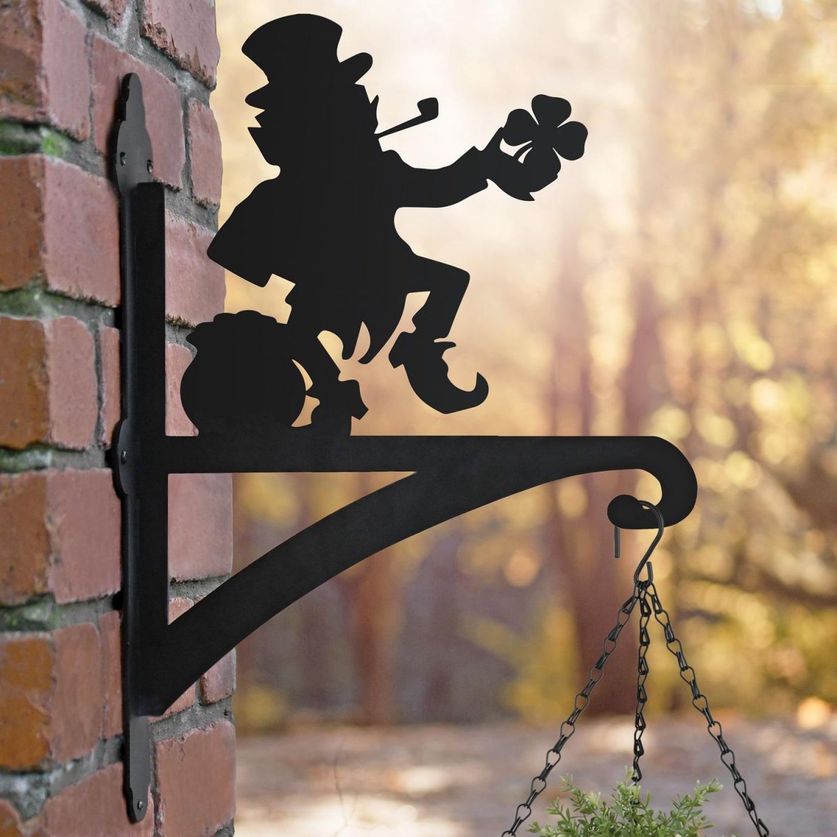 Lucky Leprechaun Hanging Basket Bracket