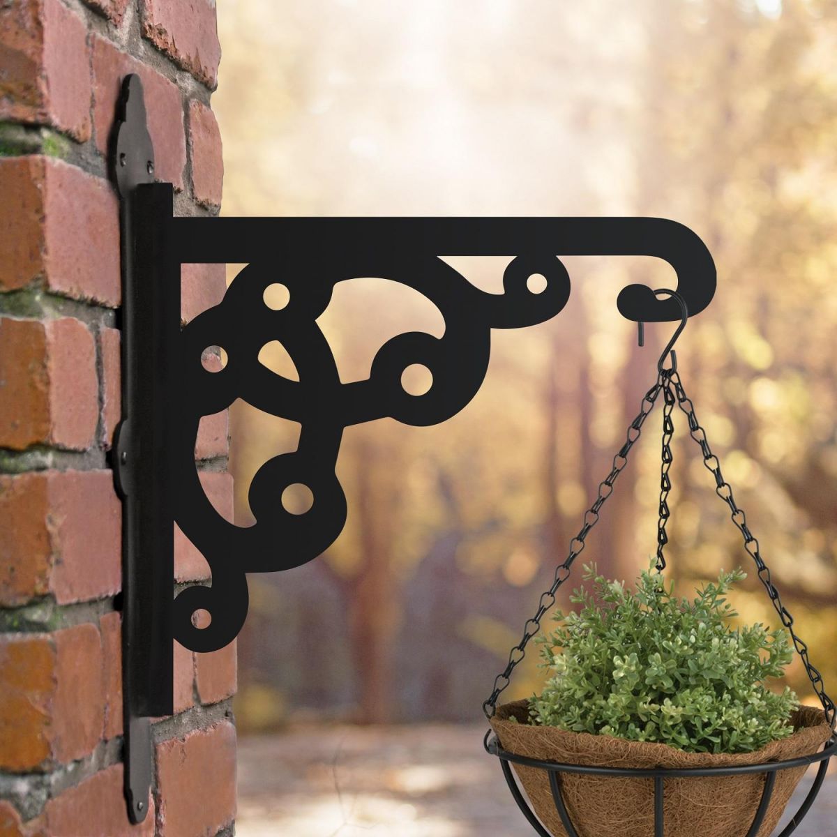 Ornate Design Heavy Duty Basket Bracket 