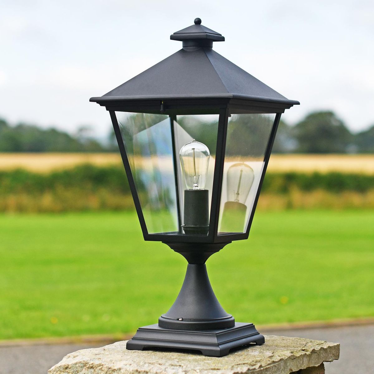 Black Simplistic Victorian Pillar Light 64cm