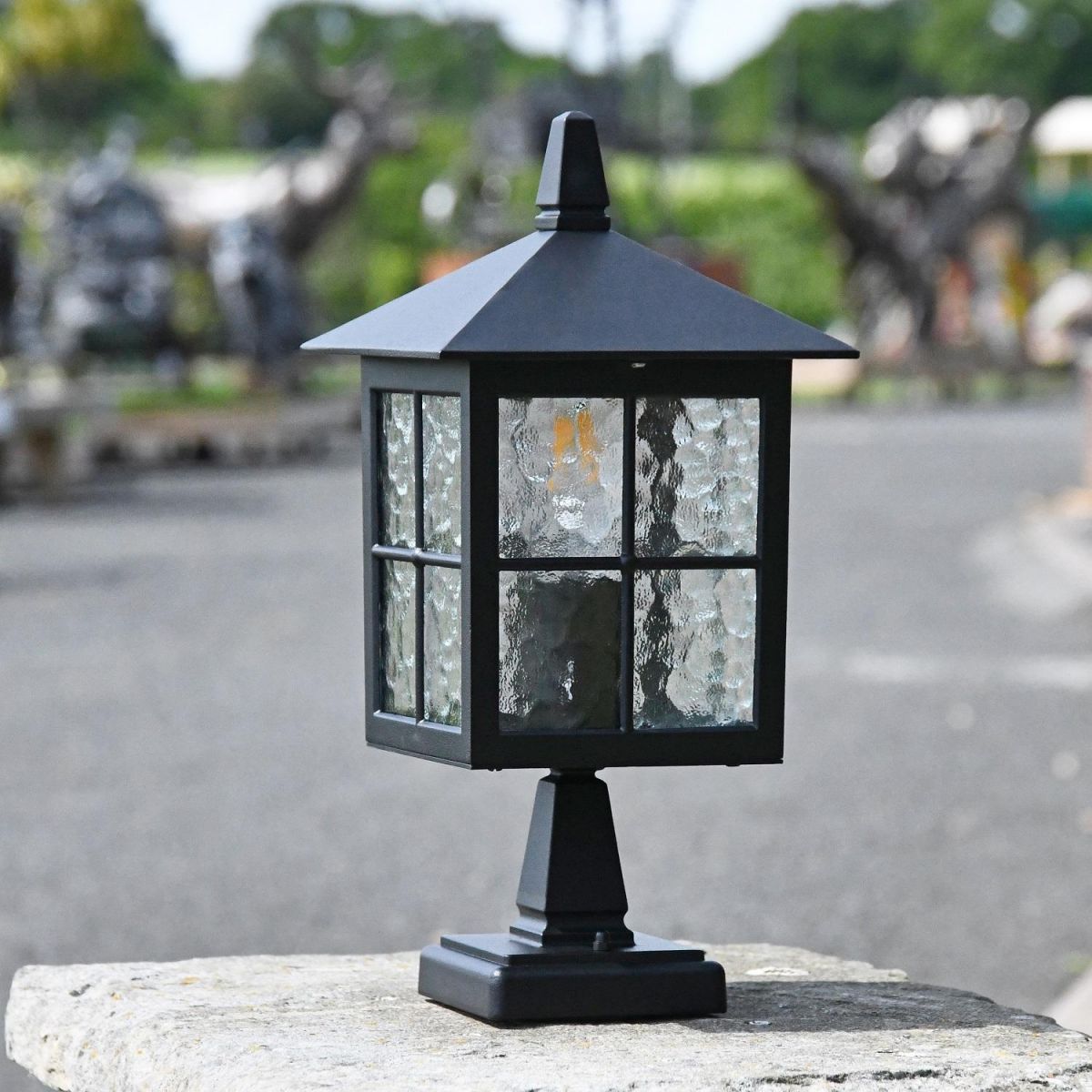 Pillar light in situ 