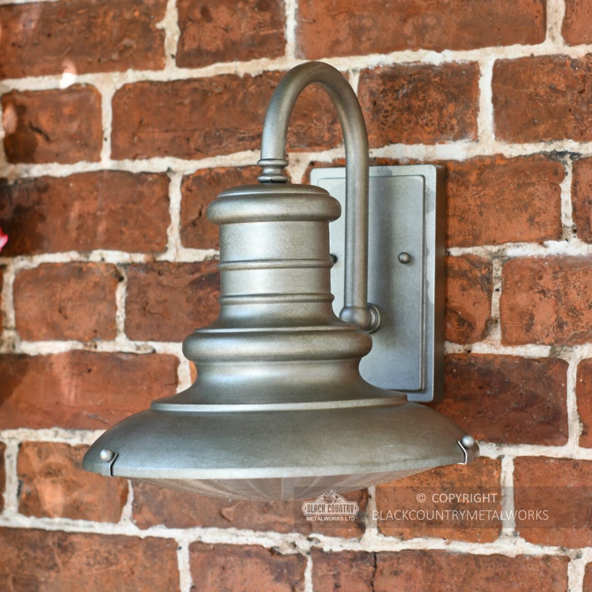 "Redding" Traditional Silver Railway Style Medium Wall Light 