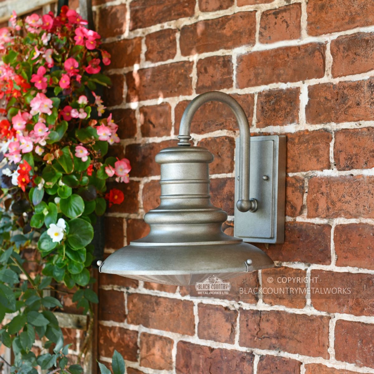"Redding" Traditional Silver Railway Style Medium Wall Light 