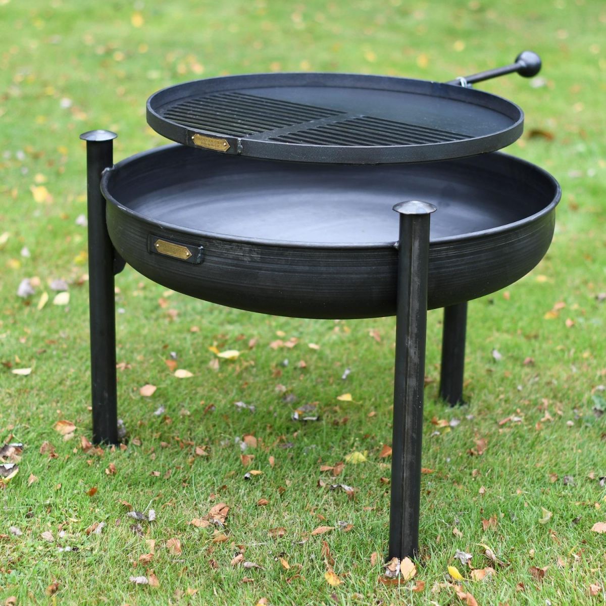 High firepit with swing arm