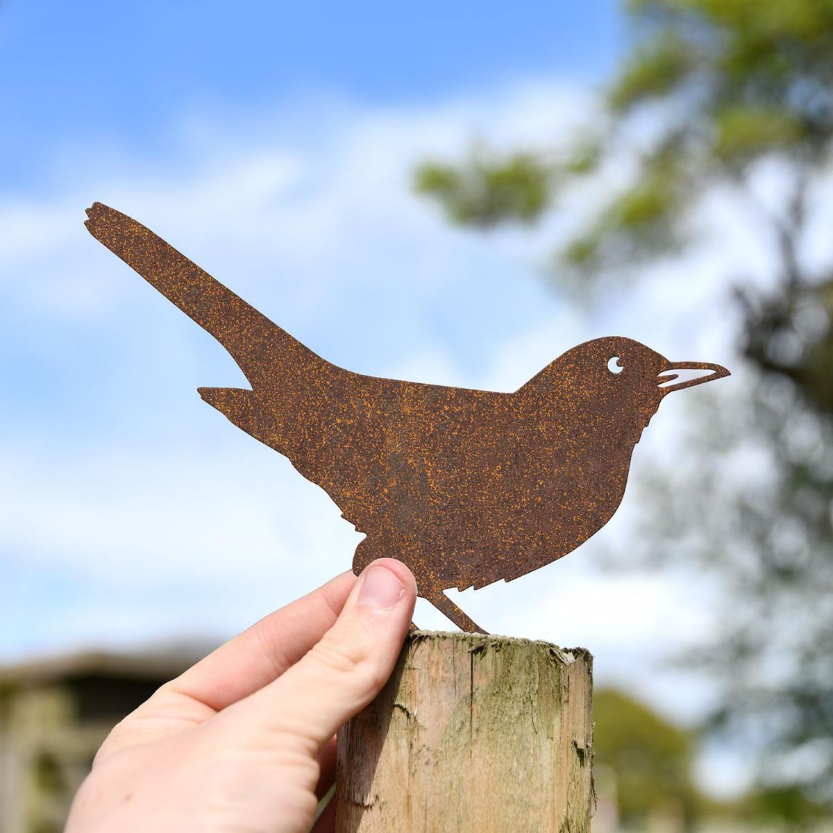Blackbird Fence Topper to Scale