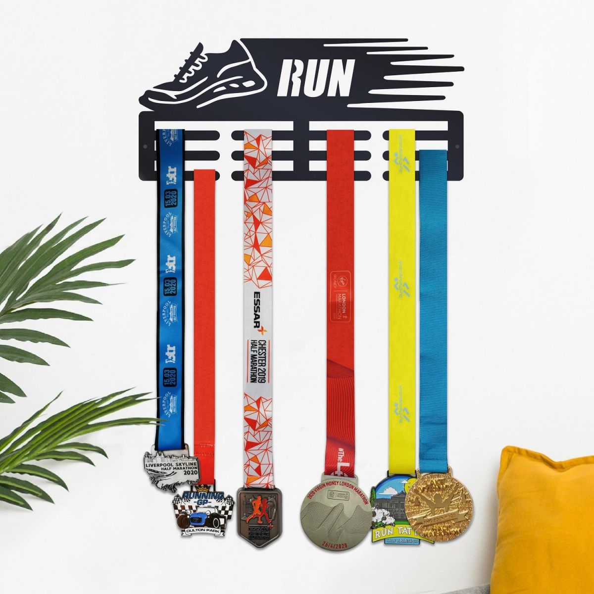 Sports Medal Hanger with Running Trainer 