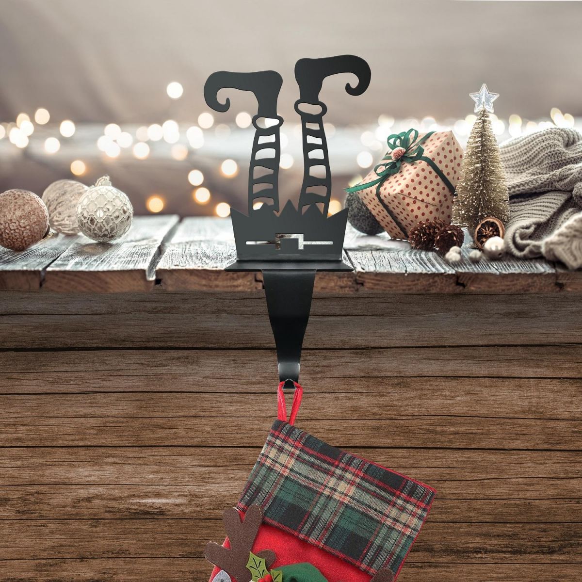 "Gingersnap" Stocking Holder 