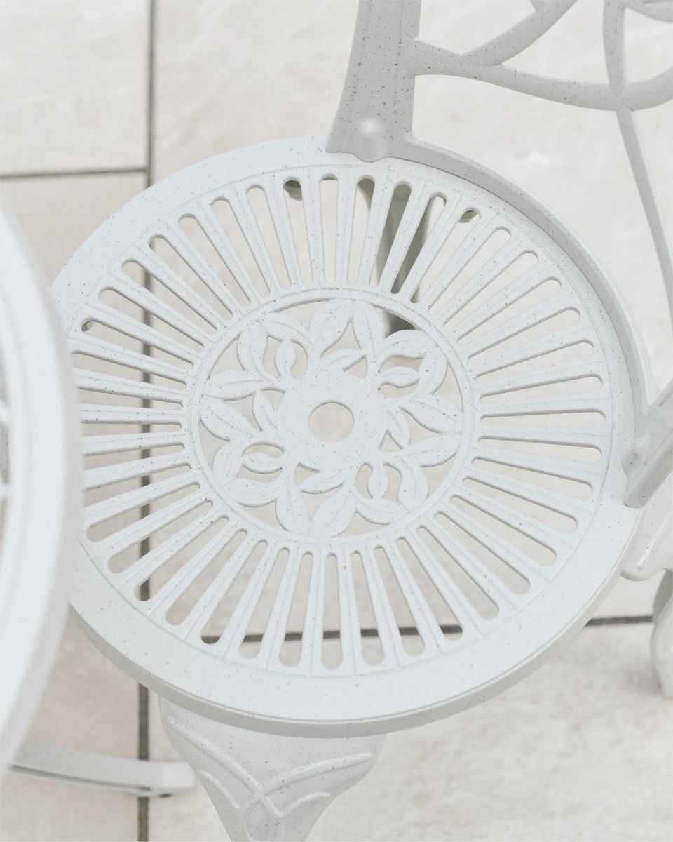 Circular Patterned Garden Chair 