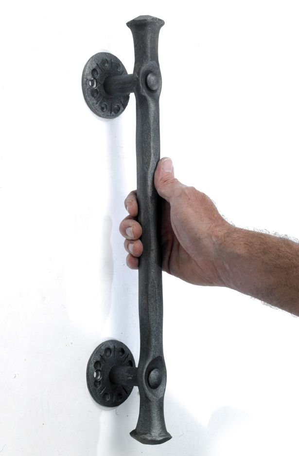 Aylwin Hand Forged Pull Handle