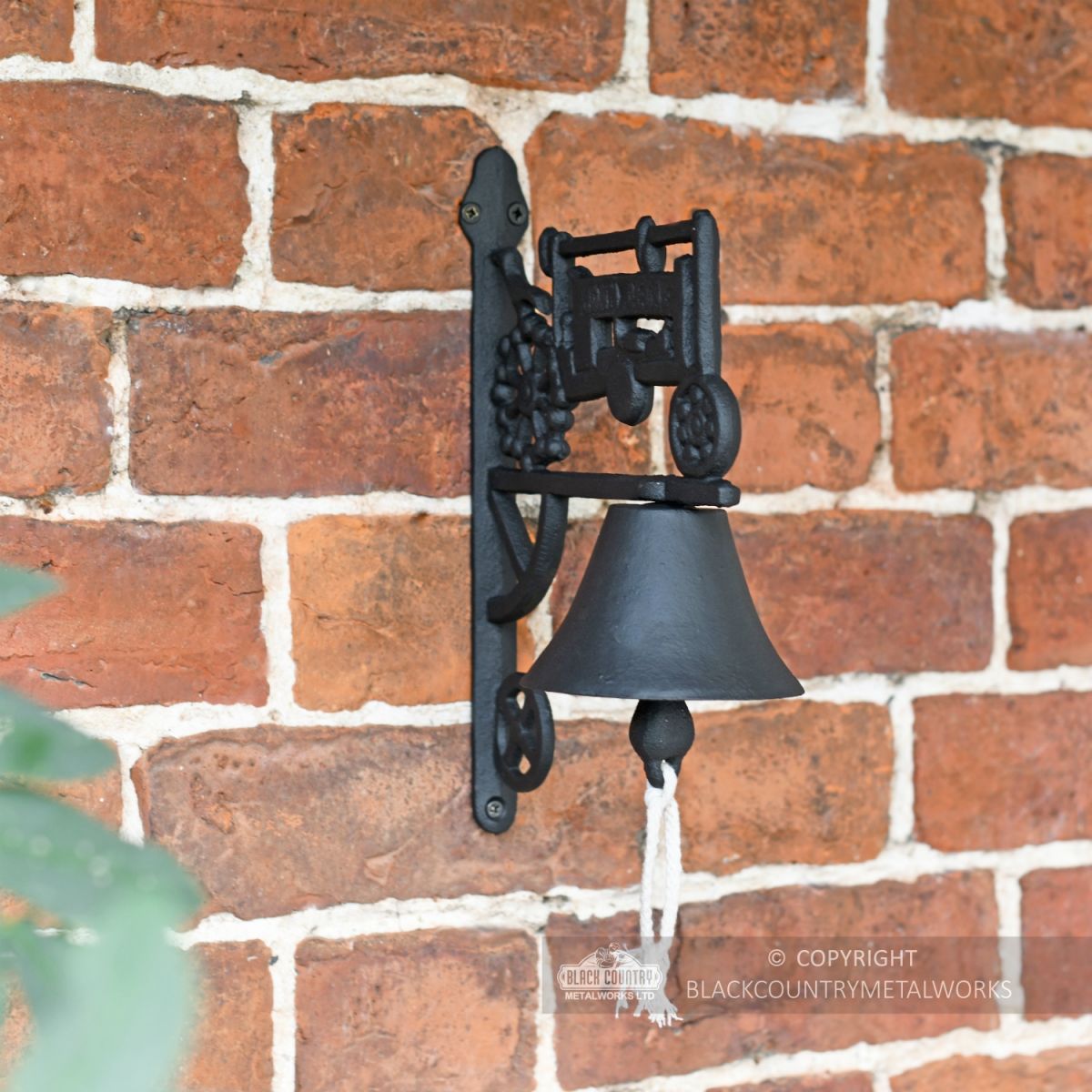 Cast Iron Garden Bell - Tractor
