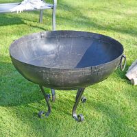 Kadai Bowl 80cm with stand in garden 