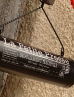 "La Petite Presse" Newspaper Holder