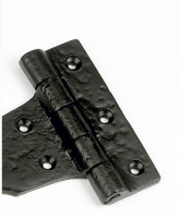 Fleur-De-Lis Hinge