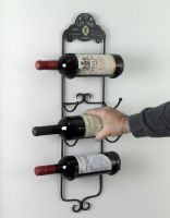 ’Cave A Vins’ wall mounted wine rack 