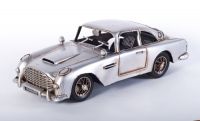 Aston martin DB5 tin scale model