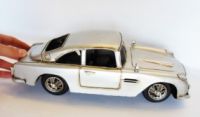 Aston martin DB5 tin scale model