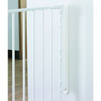 Example of the Baby Dan XL Hearth Guard Attached to the Wall