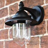 Bakewell Classic Wall Lantern