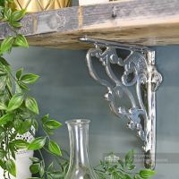 Bright Chrome living room bracket