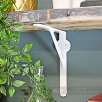 Modern shelf bracket
