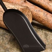 Large shovel head for fireplace ash