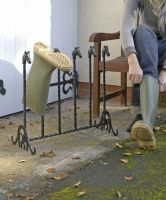 "Ascot" Black 3 Pair Welly Rack