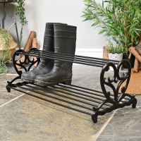 Black “Loredana” Heart Shoe Stand