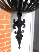 “Fenwick” Hanging Flower Basket & Matching Bracket