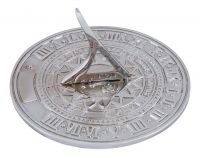 Sunface Bright Chrome Garden Sundial - 120mm 
