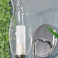 Close-up of the Seeded Glass