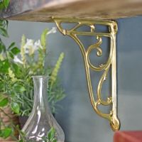 Heritage Wall Bracket 24 x 16cm