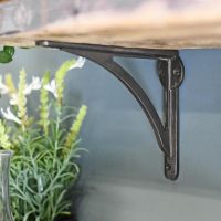 Natural Iron simplistic designed shelf bracket