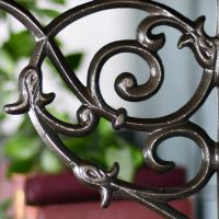 Cast Iron Tulip Design Shelf Bracket 20 x 23cm