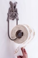 Cast iron tissue handle
