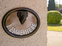 House Sign - Chow - I Live Here