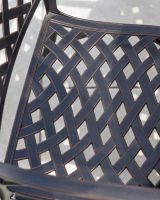 Close up of the curved lattice pattern on the seat