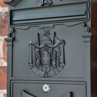 Close up of Midnight Thunder Motif 