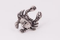 "Summer Echo" crab napkin rings from the “Silver Shores” Tableware Collection