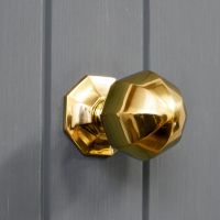 Octagonal Pointed Center Door Knob 