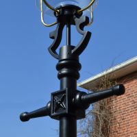 Detailed image of large Belgravia Lamp post set ladder bars & frog collar
