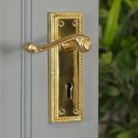 Brass Lever Handle Square Plate With Lock Hole